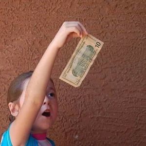 Meet your Posher, Gwen